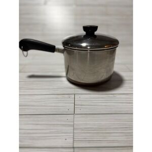 Revere Ware 2 Qt Saucepan Copper Clad Bottom Stainless Steel Pot with Lid USA